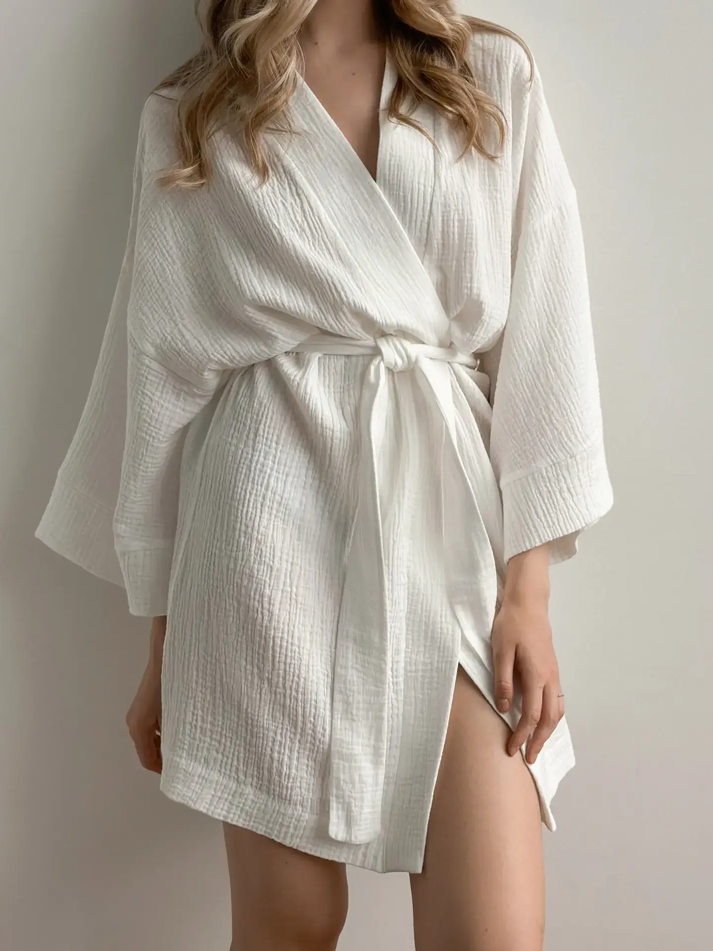 Szlafrok krótki kimono z muślinu dwuwarstwowego, biały