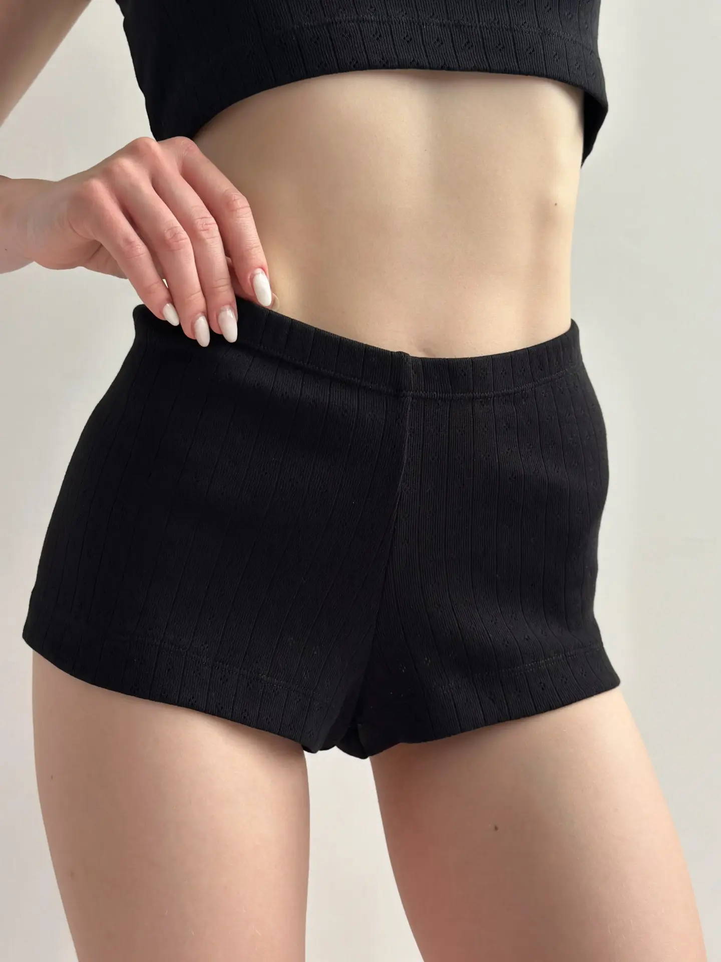 Szorty mini z ribany prążkowanej, czarne
