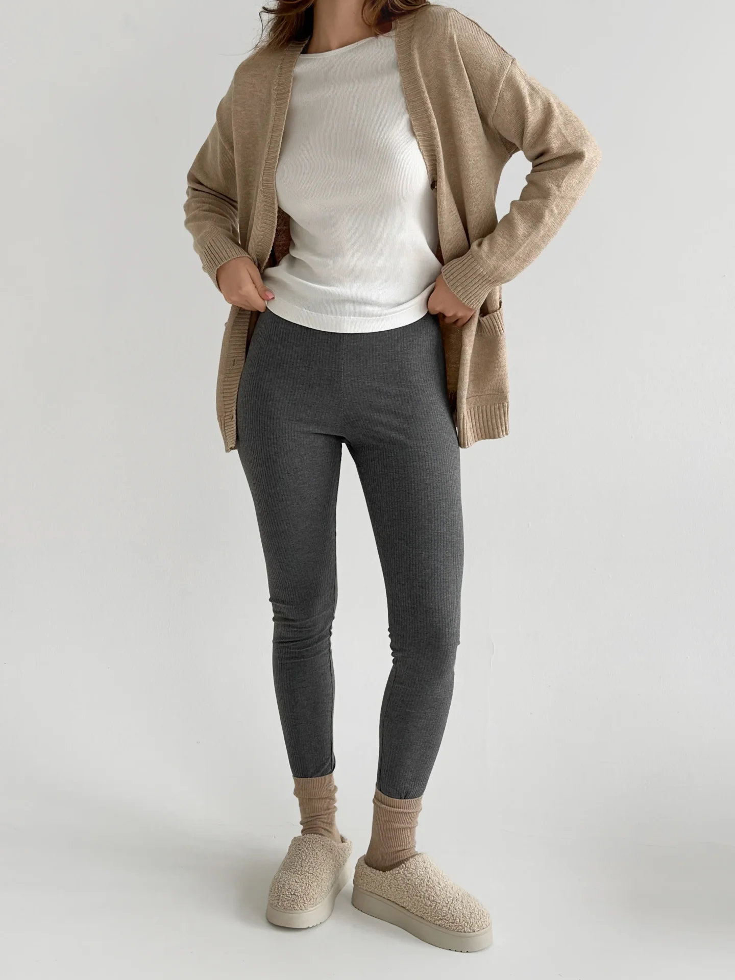 Legginsy z dzianiny prążkowanej szerokiej, antracytowe