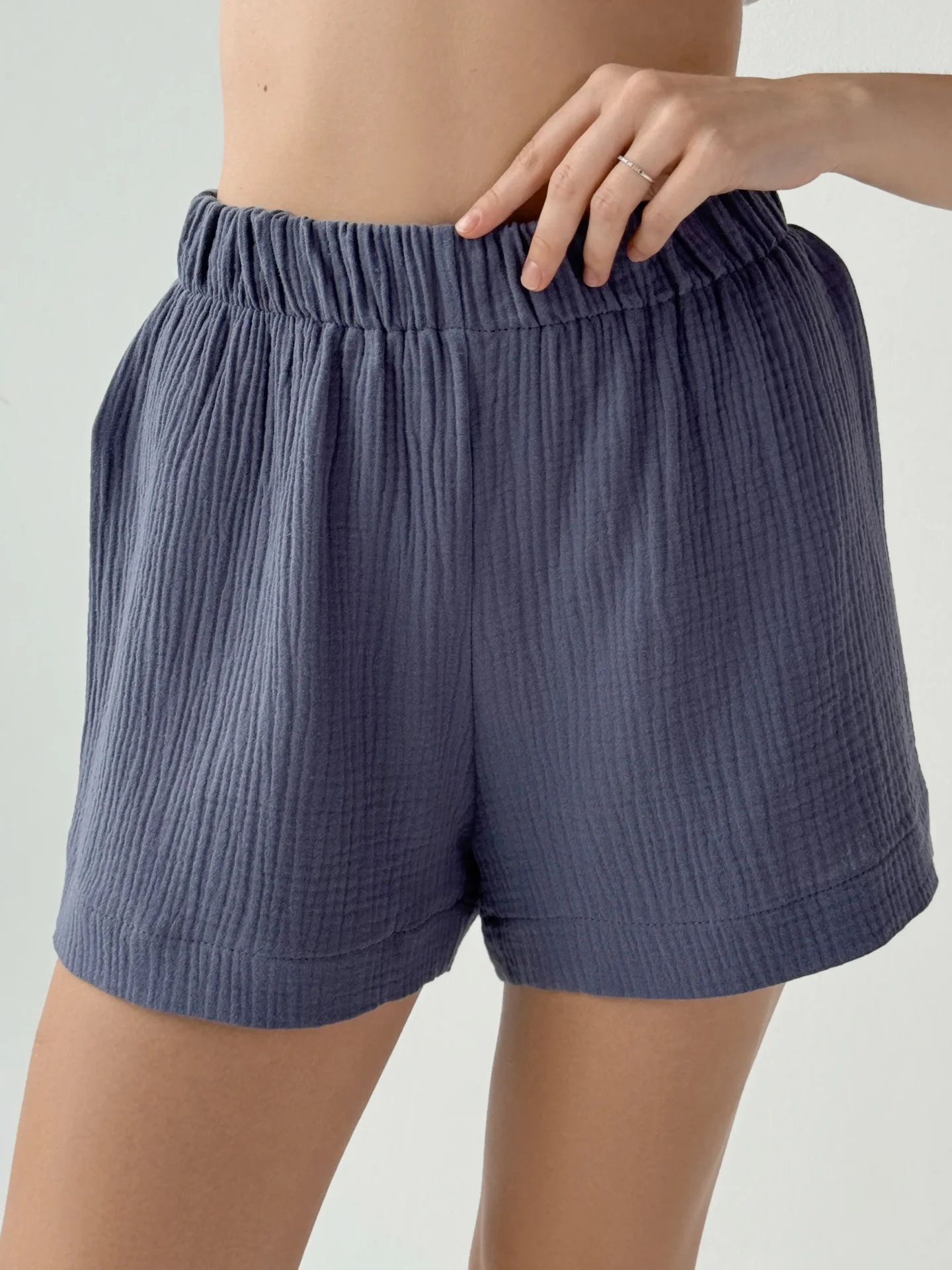 Szorty Mono z muślinu dwuwarstwowego, granatowe